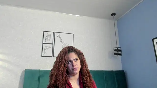 Snapshot of ninna_curly chatting on June 5, 2026, 12:15 am ninna curly online show from June 5, 2026, 12:15 am