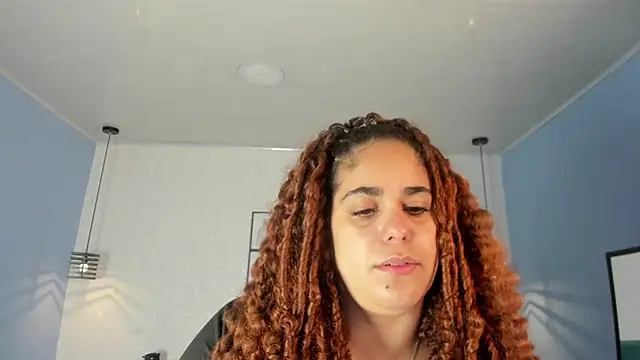 Snapshot of ninna_curly chatting on June 19, 2026, 3:01 am ninna curly online show from June 19, 2026, 3:01 am