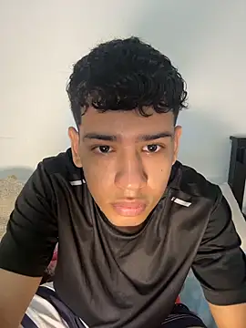 Santiago-Thompson online show from November 5, 2025, 5:38 pm