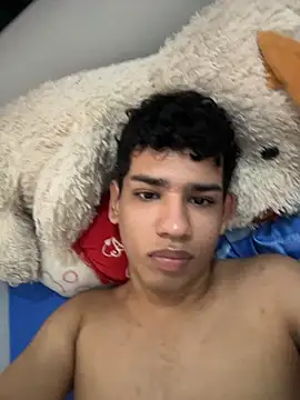 Santiago-Thompson online show from December 2, 2025, 7:37 pm