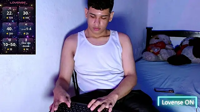 Santiago-Thompson online show from April 30, 2026, 11:31 pm