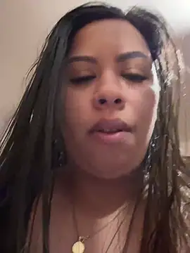 vanesavane395 online show from February 16, 2025, 3:47 am