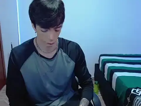 H3ll B0I online show from March 2, 2025, 2:08 am