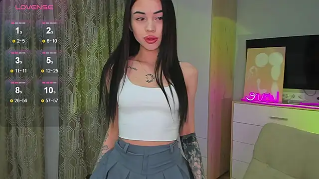 Snapshot of _dkny_ chatting on February 4, 2026, 7:09 pm dkny online show from February 4, 2026, 7:09 pm