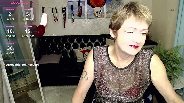 Snapshot of SexyGrandma_ chatting on October 27, 2025, 4:30 pm SexyGrandma online show from October 27, 2025, 4:30 pm