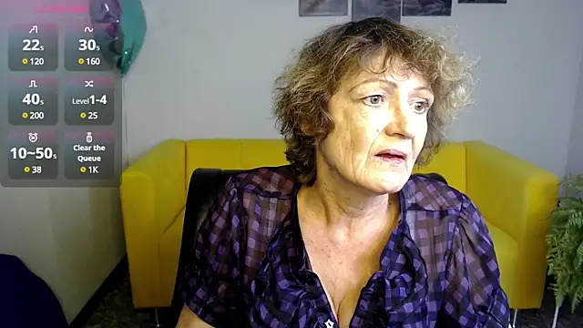 Snapshot of SexyGrandma_ chatting on March 14, 2025, 4:09 pm SexyGrandma online show from March 14, 2025, 4:09 pm