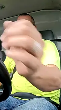 Snapshot of thickdaddy2982 chatting on March 20, 2025, 8:51 pm thickdaddy2982 online show from March 20, 2025, 8:51 pm