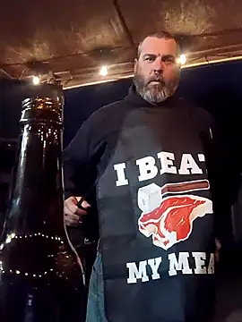 Snapshot of thickdaddy2982 chatting on March 7, 2025, 11:49 pm thickdaddy2982 online show from March 7, 2025, 11:49 pm