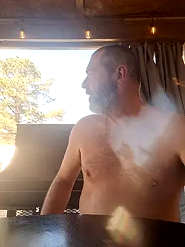 Snapshot of thickdaddy2982 chatting on March 3, 2025, 6:24 pm thickdaddy2982 online show from March 3, 2025, 6:24 pm