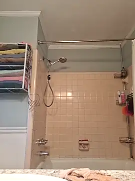 Snapshot of thickdaddy2982 chatting on March 22, 2025, 11:20 pm thickdaddy2982 online show from March 22, 2025, 11:20 pm