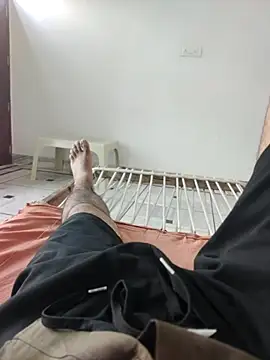 xmanrawan2 online show from October 8, 2025, 6:48 am