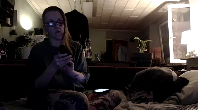 Snapshot of Astrid-Gilbert chatting on March 4, 2025, 8:38 pm Astrid-Gilbert online show from March 4, 2025, 8:38 pm