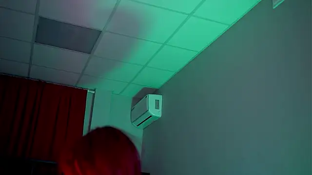 MisaPage online show from January 15, 2026, 12:25 am