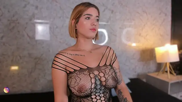Snapshot of Hanna_Vasquez chatting on April 30, 2026, 8:27 pm Hanna Vasquez online show from April 30, 2026, 8:27 pm