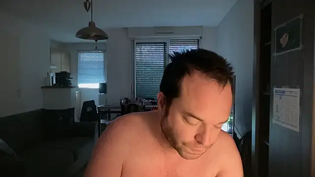 Funnyjul31 online show from February 21, 2026, 10:17 am