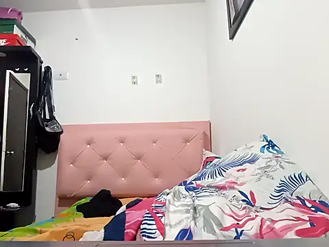 Snapshot of kelmont chatting on October 11, 2025, 3:40 am kelmont online show from October 11, 2025, 3:40 am