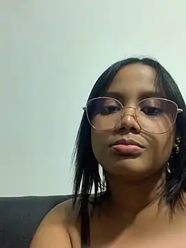 Snapshot of my_cam chatting on February 28, 2025, 2:09 am my cam online show from February 28, 2025, 2:09 am