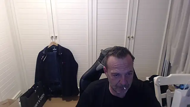 Snapshot of Dimitrios30 chatting on February 26, 2026, 6:08 pm Dimitrios30 online show from February 26, 2026, 6:08 pm