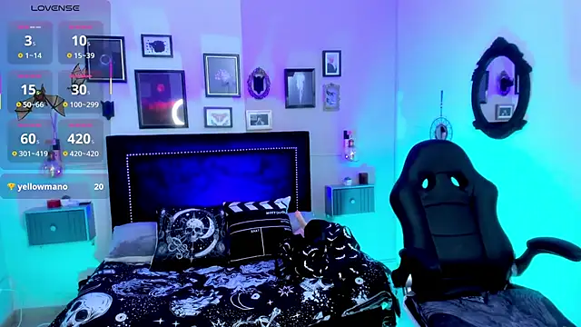 Snapshot of IsisRaichuu_ chatting on September 22, 2025, 8:48 pm IsisRaichuu  online show from September 22, 2025, 8:48 pm