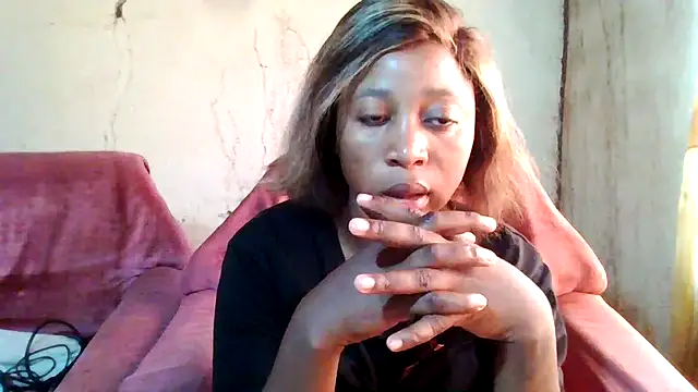 Hotchic22 online show from September 28, 2025, 7:37 am
