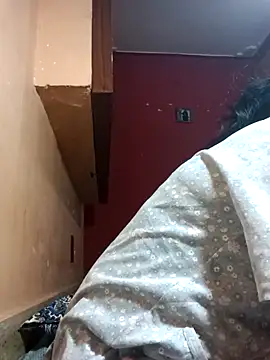 Snapshot of runi31 chatting on March 19, 2026, 5:35 pm runi31 online show from March 19, 2026, 5:35 pm