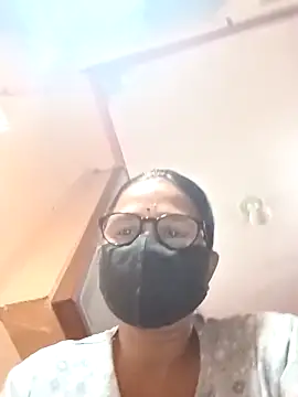 Snapshot of runi31 chatting on March 12, 2026, 6:23 pm runi31 online show from March 12, 2026, 6:23 pm