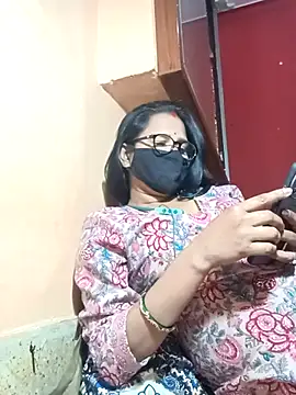 Snapshot of runi31 chatting on February 5, 2026, 6:04 pm runi31 online show from February 5, 2026, 6:04 pm