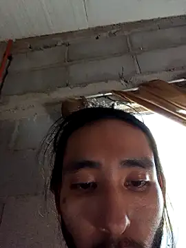 Snapshot of Miguelmxss chatting on January 26, 2025, 8:23 pm Miguelmxss online show from January 26, 2025, 8:23 pm