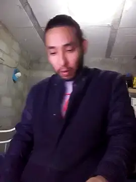 Snapshot of Miguelmxss chatting on January 31, 2025, 2:04 am Miguelmxss online show from January 31, 2025, 2:04 am