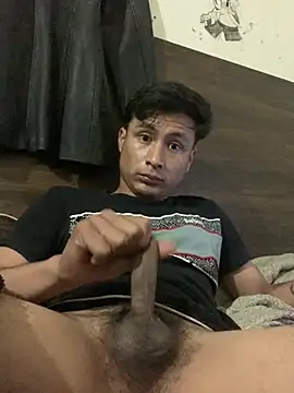 Snapshot of EduardoEspinoza12 chatting on May 11, 2026, 6:26 am EduardoEspinoza12 online show from May 11, 2026, 6:26 am