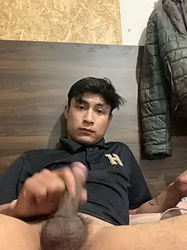 Snapshot of EduardoEspinoza12 chatting on April 13, 2026, 8:29 am EduardoEspinoza12 online show from April 13, 2026, 8:29 am