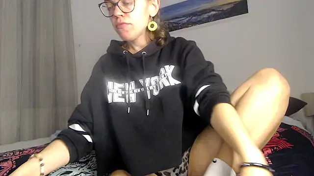 Snapshot of Ju-Hot chatting on October 27, 2025, 6:20 pm Ju-Hot online show from October 27, 2025, 6:20 pm