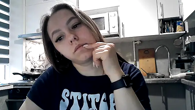 Misssweet s online show from November 7, 2025, 5:34 am