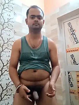 Snapshot of guavam65 chatting on May 2, 2026, 2:44 pm guavam65 online show from May 2, 2026, 2:44 pm