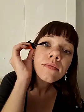 maryjanestar online show from February 18, 2025, 3:42 am