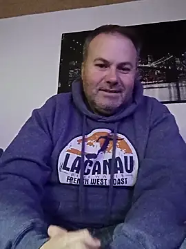 Snapshot of Pourleplasirs chatting on November 11, 2025, 1:00 am Pourleplasirs online show from November 11, 2025, 1:00 am