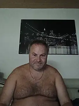 Snapshot of Pourleplasirs chatting on July 16, 2026, 9:56 pm Pourleplasirs online show from July 16, 2026, 9:56 pm
