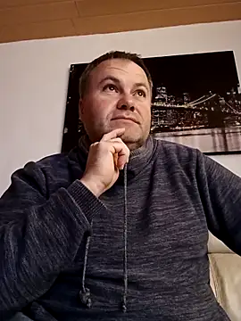 Snapshot of Pourleplasirs chatting on November 14, 2025, 12:58 am Pourleplasirs online show from November 14, 2025, 12:58 am