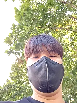 Tyyyggjju online show from October 23, 2025, 5:06 am