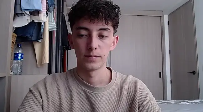 miketwink online show from March 13, 2025, 5:18 pm