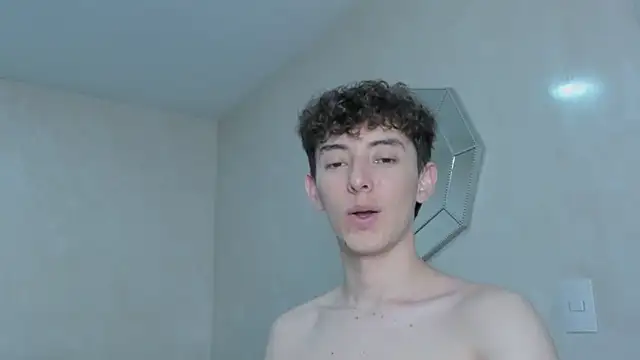 miketwink online show from November 18, 2025, 10:02 pm