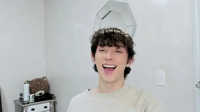 miketwink online show from February 27, 2026, 2:01 am