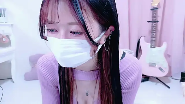 Megu-mimi online show from October 13, 2025, 9:55 am