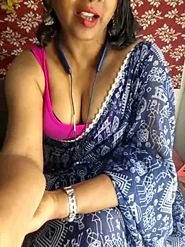 Cute Jiyaa online show from August 6, 2026, 1:50 pm