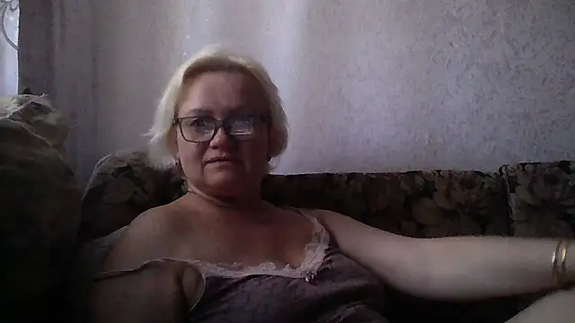 Snapshot of Mayya4321 chatting on June 15, 2026, 9:53 am Mayya4321 online show from June 15, 2026, 9:53 am