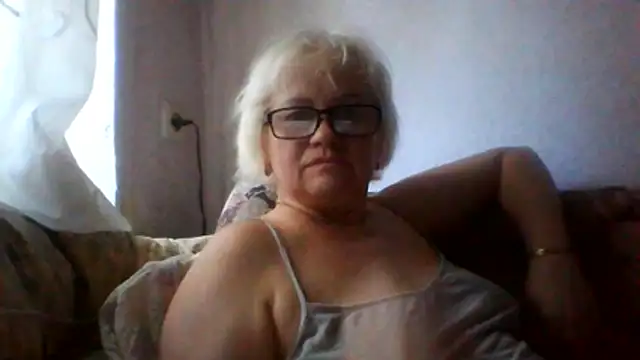 Snapshot of Mayya4321 chatting on July 1, 2026, 7:52 am Mayya4321 online show from July 1, 2026, 7:52 am