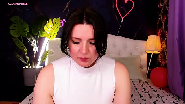 Catr1nn online show from March 8, 2025, 1:06 am