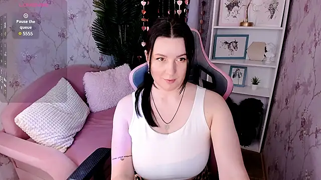 Catr1nn online show from February 20, 2025, 2:02 pm