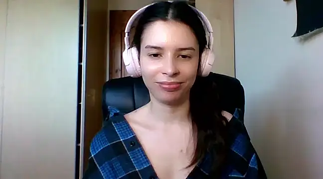 LariceSexy online show from March 17, 2025, 4:22 pm