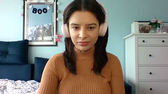 Snapshot of LariceSexy chatting on October 22, 2025, 12:15 pm LariceSexy online show from October 22, 2025, 12:15 pm